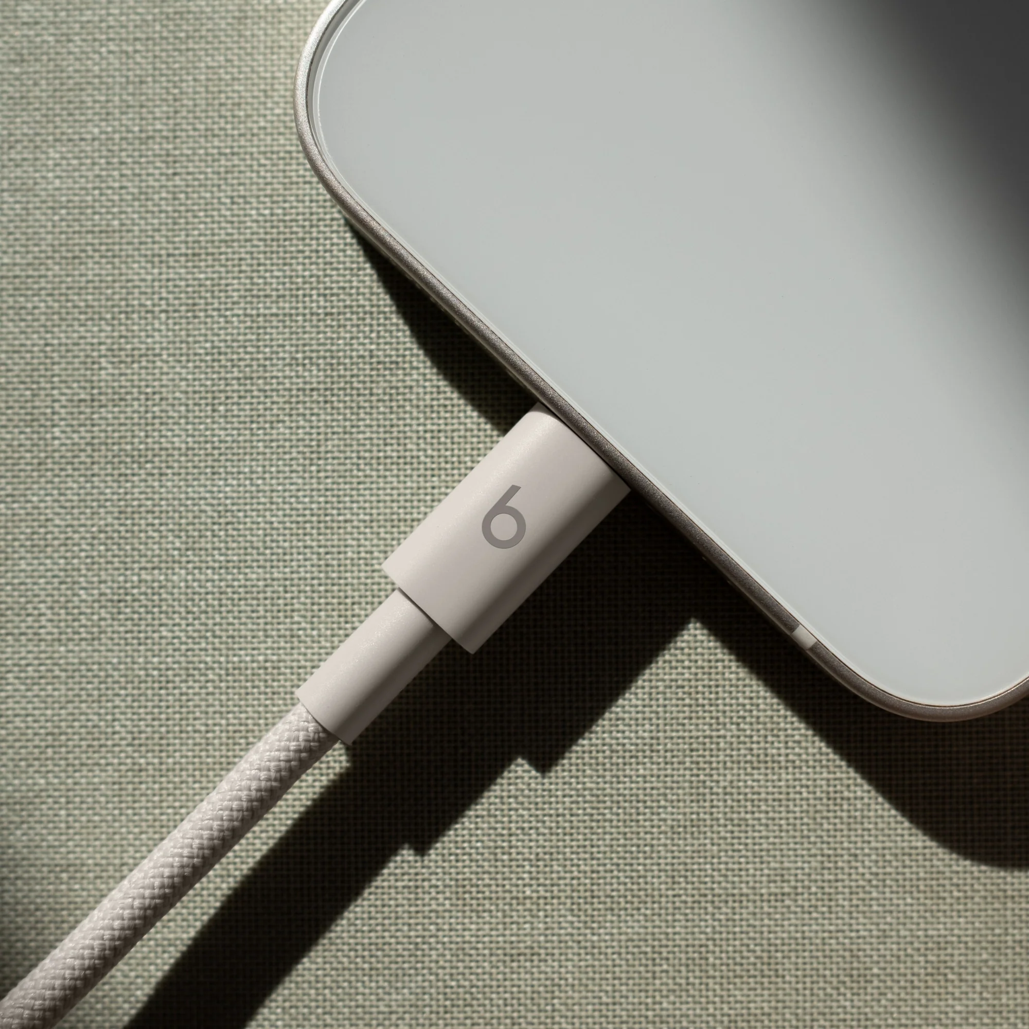 Beats USB-C to Lightning Woven Cable (1.5 m) - Surge Stone - Image 3