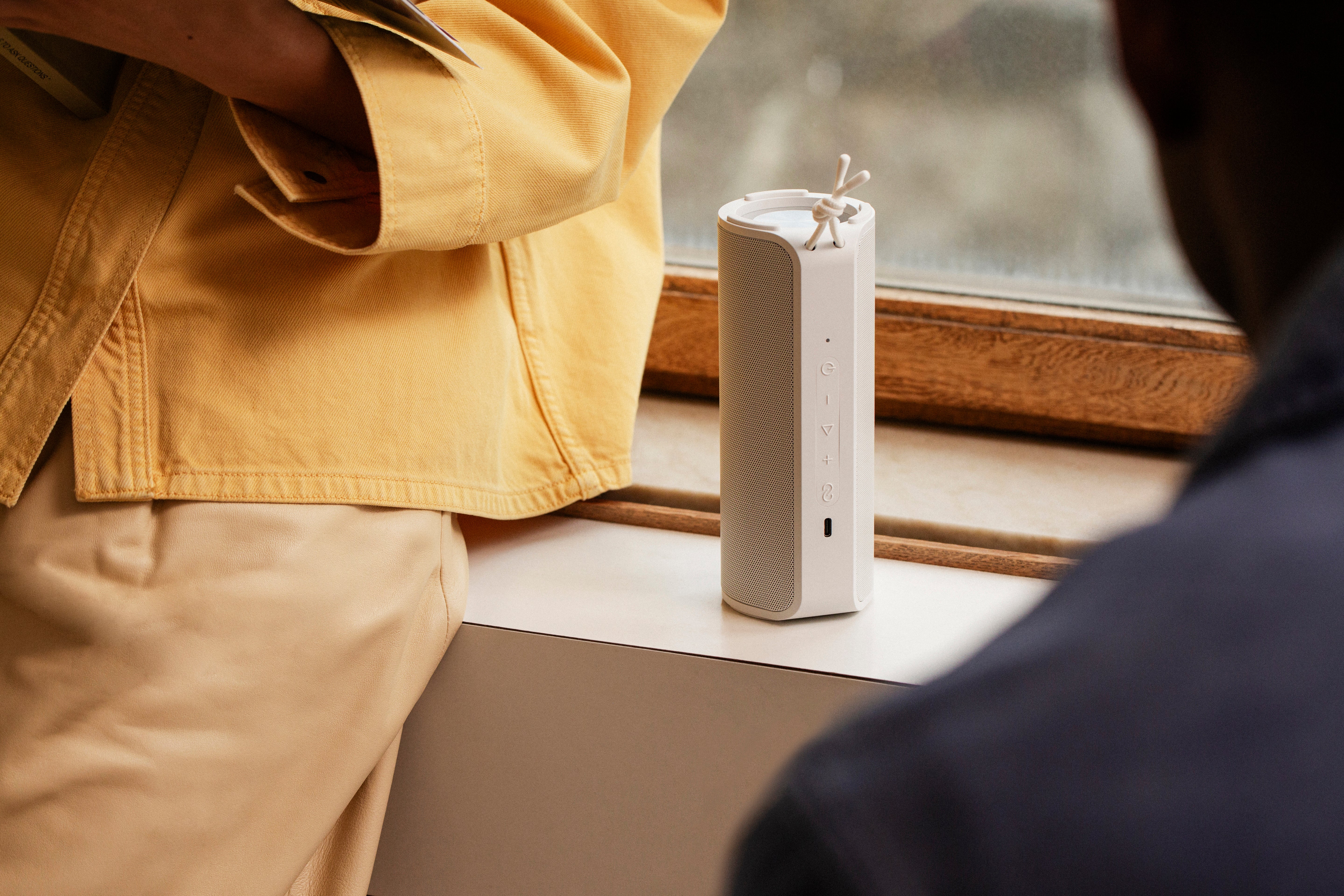 SUDIO F4 Portable Bluetooth Speaker - White - Image 15