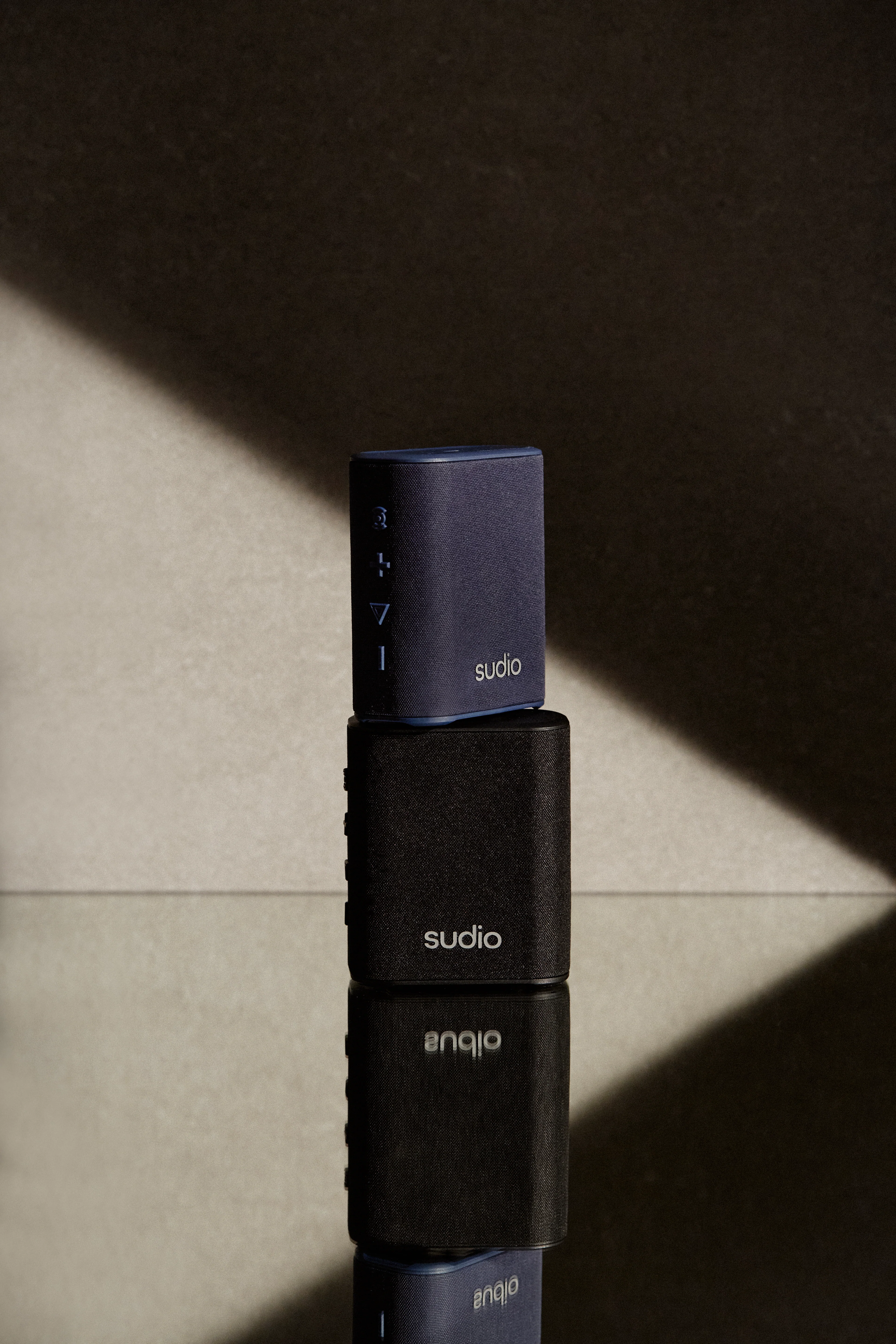 SUDIO S2 Portable Bluetooth Speaker - Blue - Image 8